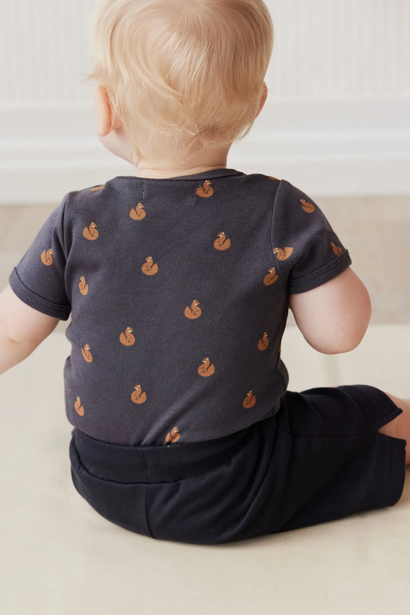 Jamie Kay Organic Cotton Hudson Short Sleeve Bodysuit in Fox Cubs Constellation 